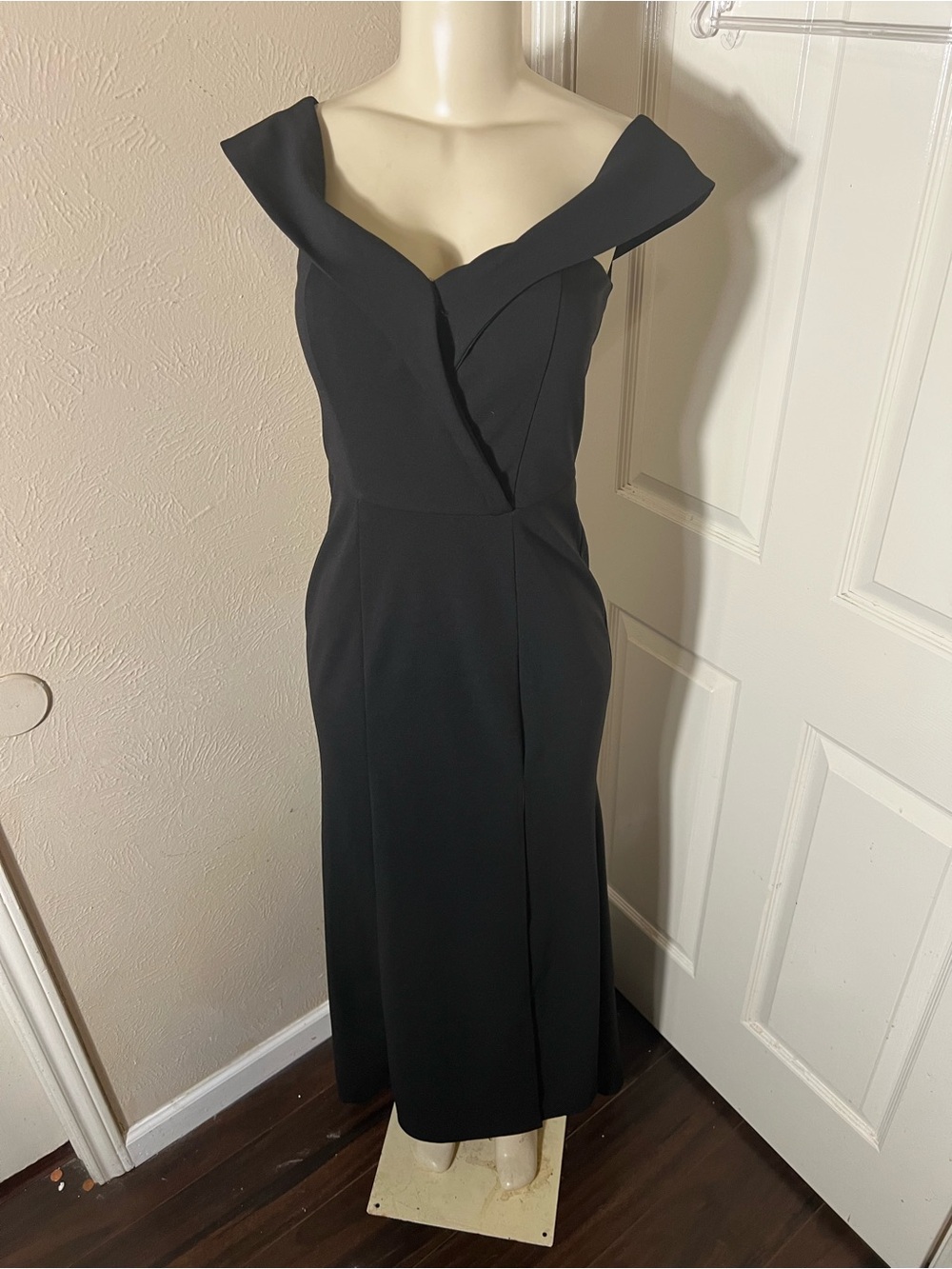 Speechless Black Off-Shoulder Midi Dress